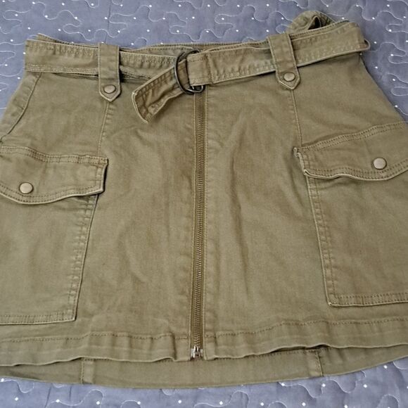 SO green zipper skirt size 13 - Picture 1 of 5